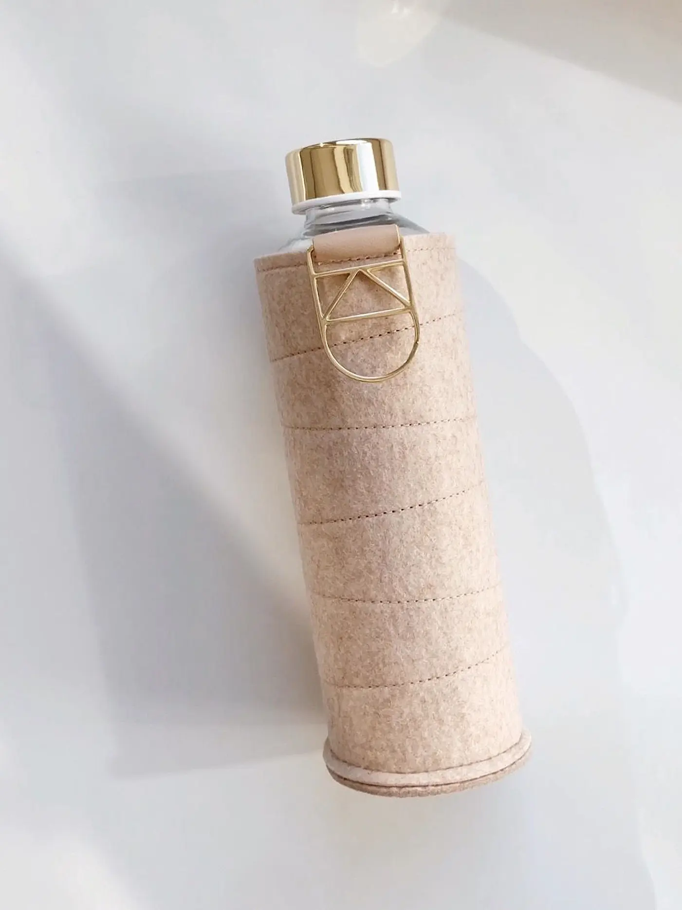 EQUA | Trinkflasche mit Filzcover 0,75l Grau | beige